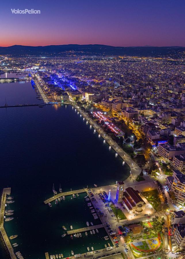 Στούντιο Στο Κέντρο Της Πόλης. Lägenhet Volos Exteriör bild